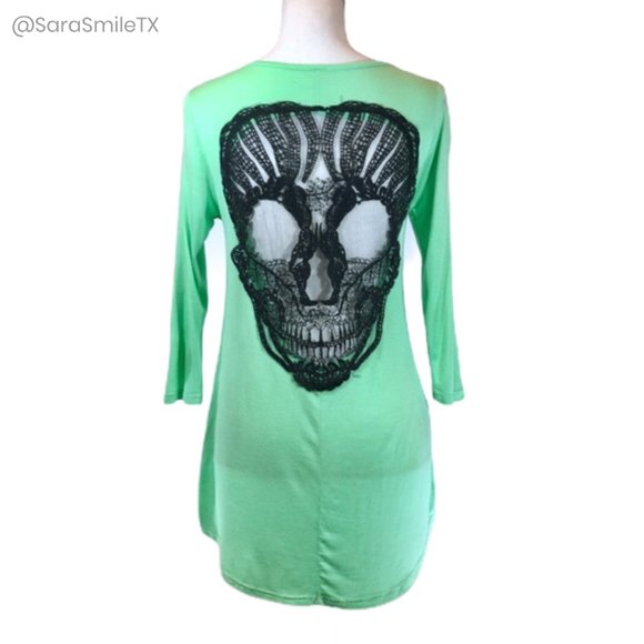 MODERN VINTAGE BOUTIQUE Boho Lace Skull Top small - Picture 3 of 9